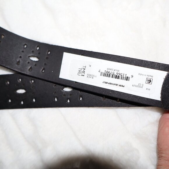 Women's Time and Tru Black 100% Leather Perforated Belt w/ Nickel Colored Buckle - Picture 2 of 8